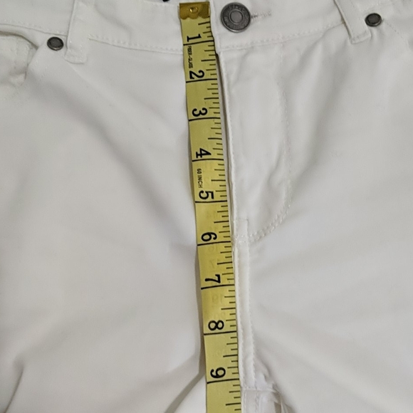 BUFFALO David Bitton ~ Daily Mid-rise White Jeans - Picture 9 of 10